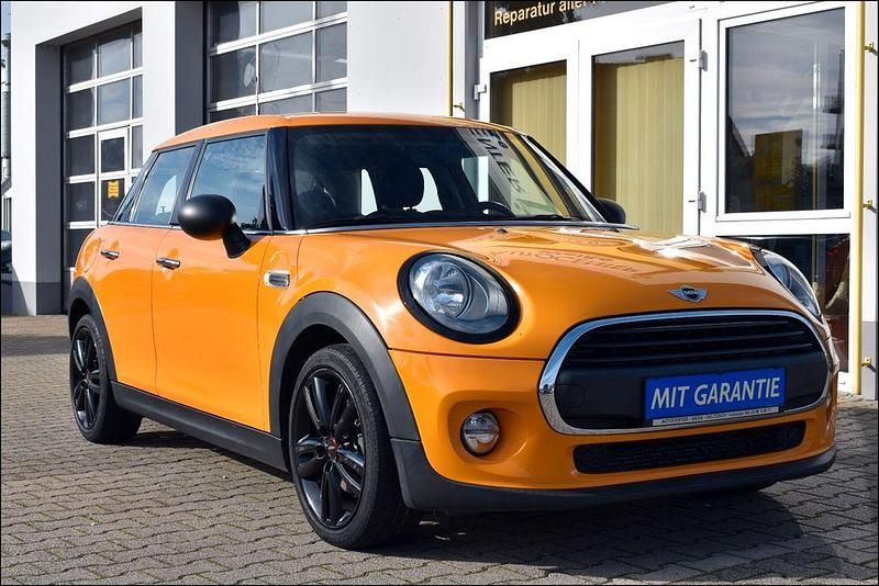 Gebraucht Mini ONE 75 PS (55 kW) 2016 Orange Kleinwagen