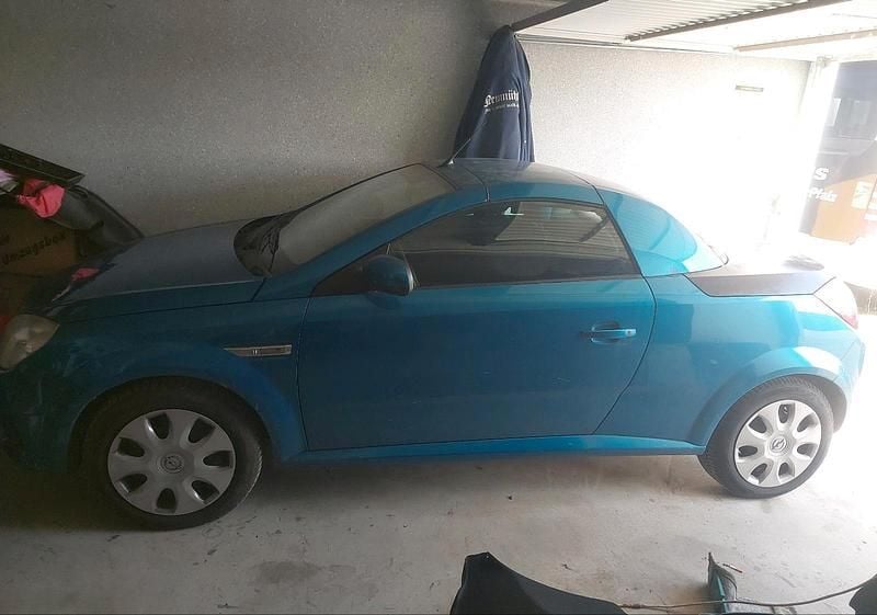 Gebraucht Opel Tigra 90 PS (66 kW) 2005 Blau Cabrio