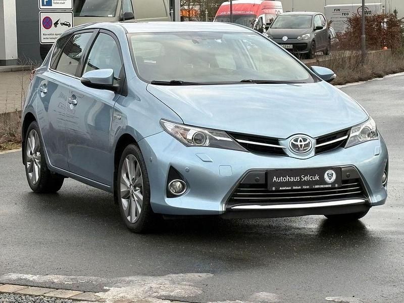 Gebraucht Toyota Auris Hybrid Executive 99 PS (72 kW) 2014 Blau Limousine