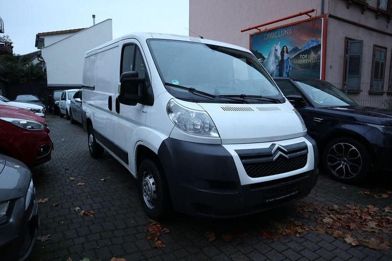 Weiß Gebraucht 2011 Citroën Jumper Van / Kleinbus | 7.800 € (Guter Preis) - Bild 1/4