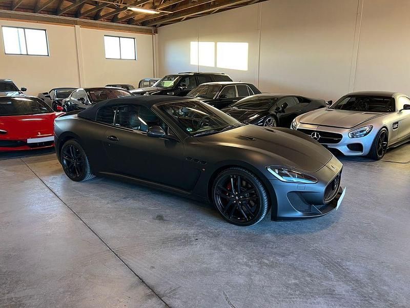 Gebraucht Maserati GranCabrio 460 PS (338 kW) 2014 Grau Cabrio
