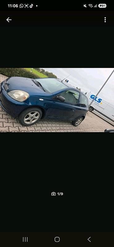 Blau Gebraucht 2001 Toyota Yaris Kleinwagen | 999 € (Guter Preis) - Bild 1/4