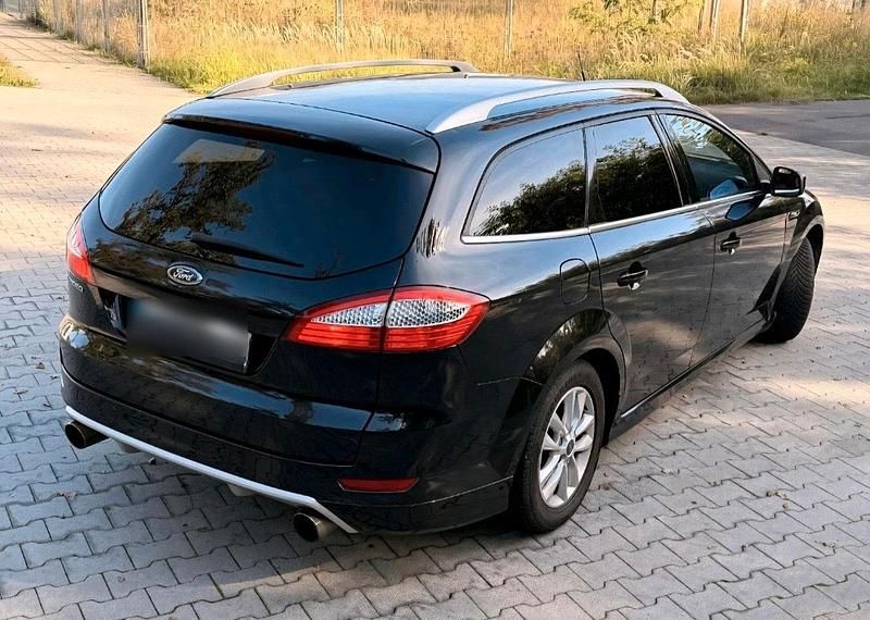 Gebraucht Ford Mondeo 203 PS (149 kW) 2010 Schwarz Kombi