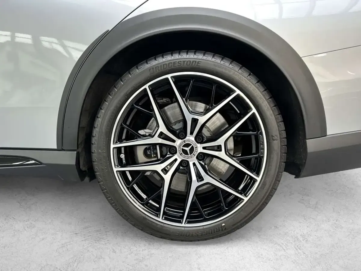 Gebraucht Mercedes E450 367 PS (269 kW) 2025 Silber Kombi