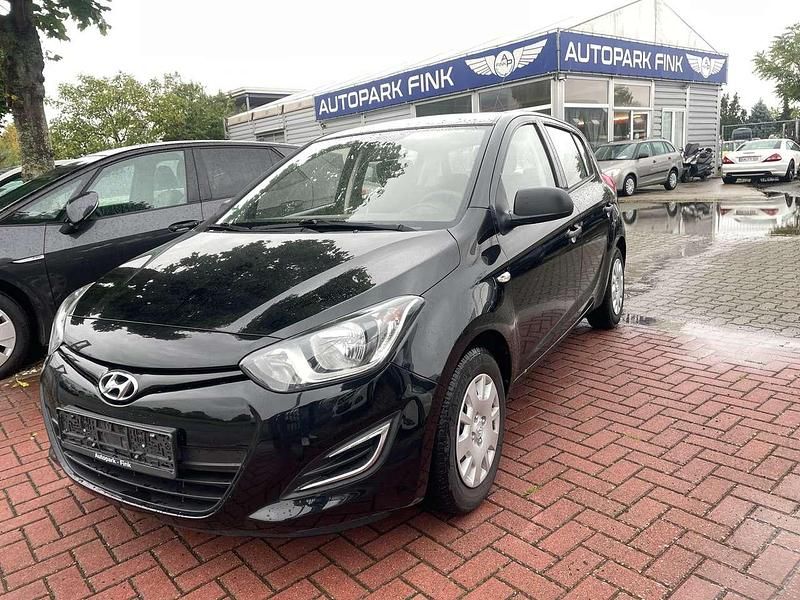 Black diamond / mic Gebraucht 2014 Hyundai i20 Edition Kleinwagen | 7.250 € (Teuer) - Bild 1/4