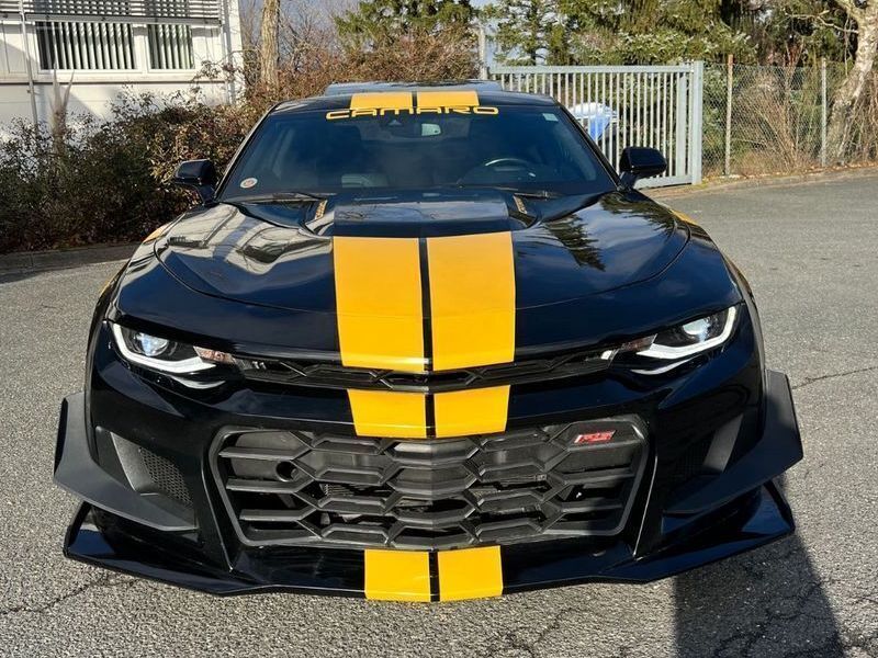 Schwarz Gebraucht 2019 Chevrolet Camaro ZL1 | 32.490 € (Etwas zu teuer) - Bild 1/4