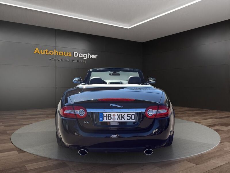 Gebraucht Jaguar XK 385 PS (283 kW) 2011 Schwarz Cabrio