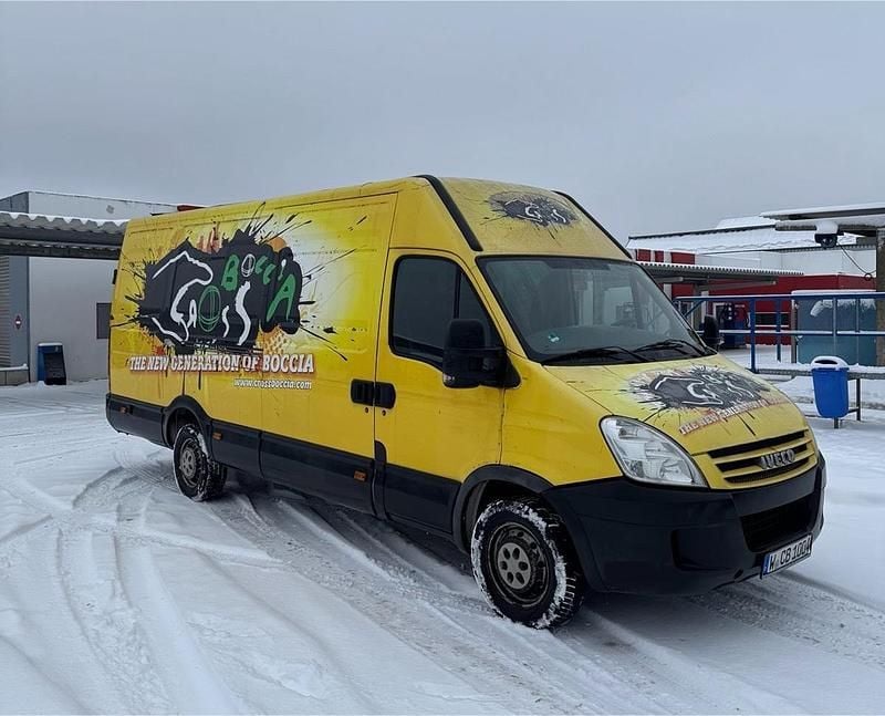 Weiß Gebraucht 2006 Iveco Daily Van / Kleinbus | 5.900 € - Bild 1/4