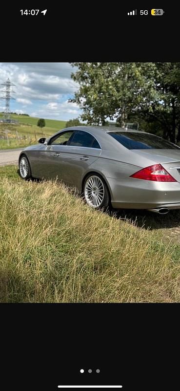 Gebraucht Mercedes CLS320 300 PS (220 kW) 2008 Andere farben Limousine