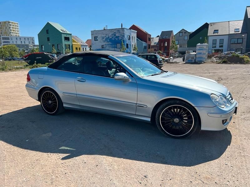 Gebraucht Mercedes CLK320 Elegance 224 PS (164 kW) 2006 Grau Cabrio
