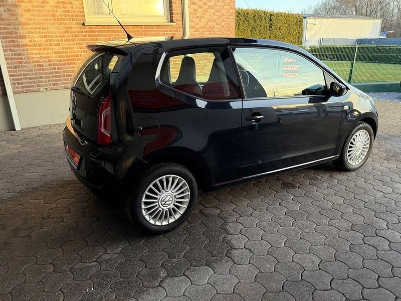 Gebraucht VW up! high up! 68 PS (50 kW) 2013 Schwarz Kleinwagen