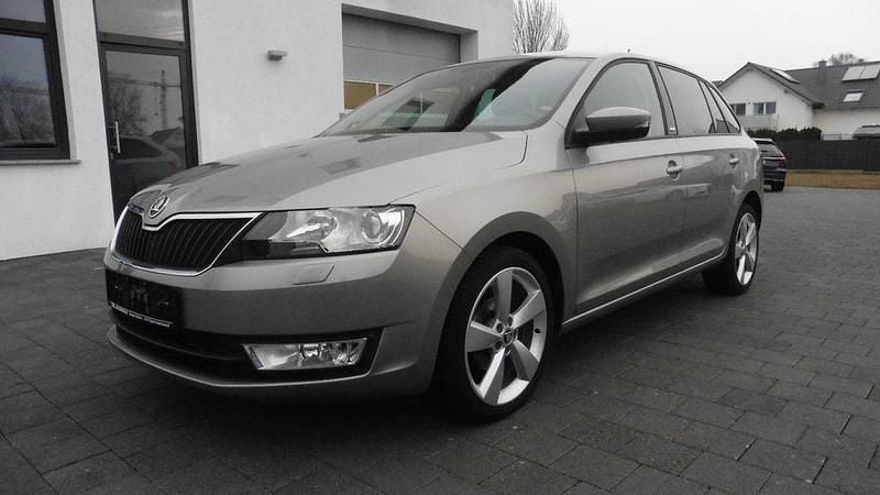 Gebraucht Skoda Rapid Joy 90 PS (66 kW) 2016 Beige Limousine