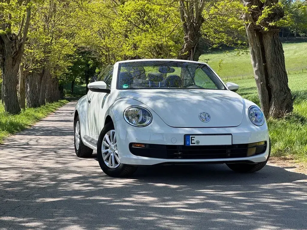 Usata VW Beetle Cabriolet 105 CV (77 kW) 2016 Bianco Cabrio
