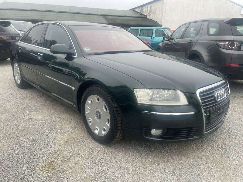 Tiefgrün perleffekt Gebraucht 2004 Audi A8 Limousine | 7.950 € (Fairer Preis) - Bild 1/4