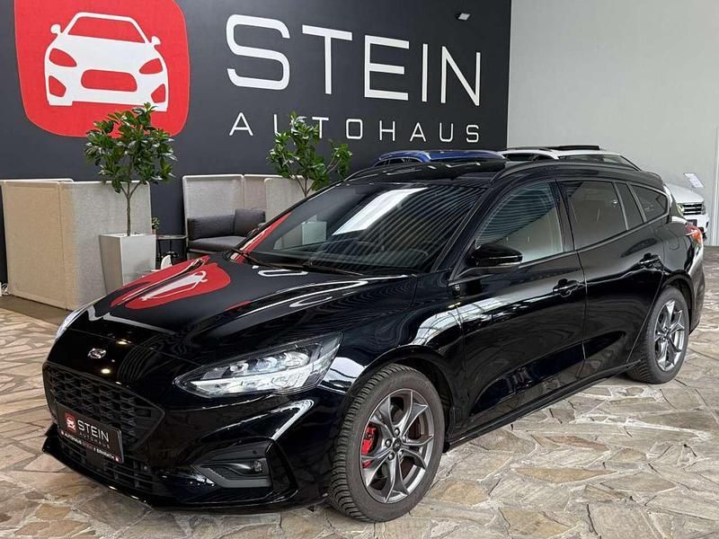 Obsidianschwarz metallic Gebraucht 2021 Ford Focus ST-Line X Kombi | 20.990 € (Guter Preis) - Bild 1/4