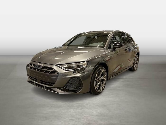 Gebraucht Audi A3 S-Line 204 PS (150 kW) 2025 Daytonagrau perleffekt Limousine