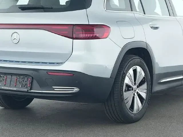 Gebraucht Mercedes EQB250 139 kW (190 PS) 2025 SUV
