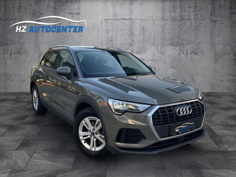 Grau Gebraucht 2020 Audi Q3 Ambiente SUV | 24.999 € (Fairer Preis) - Bild 1/4