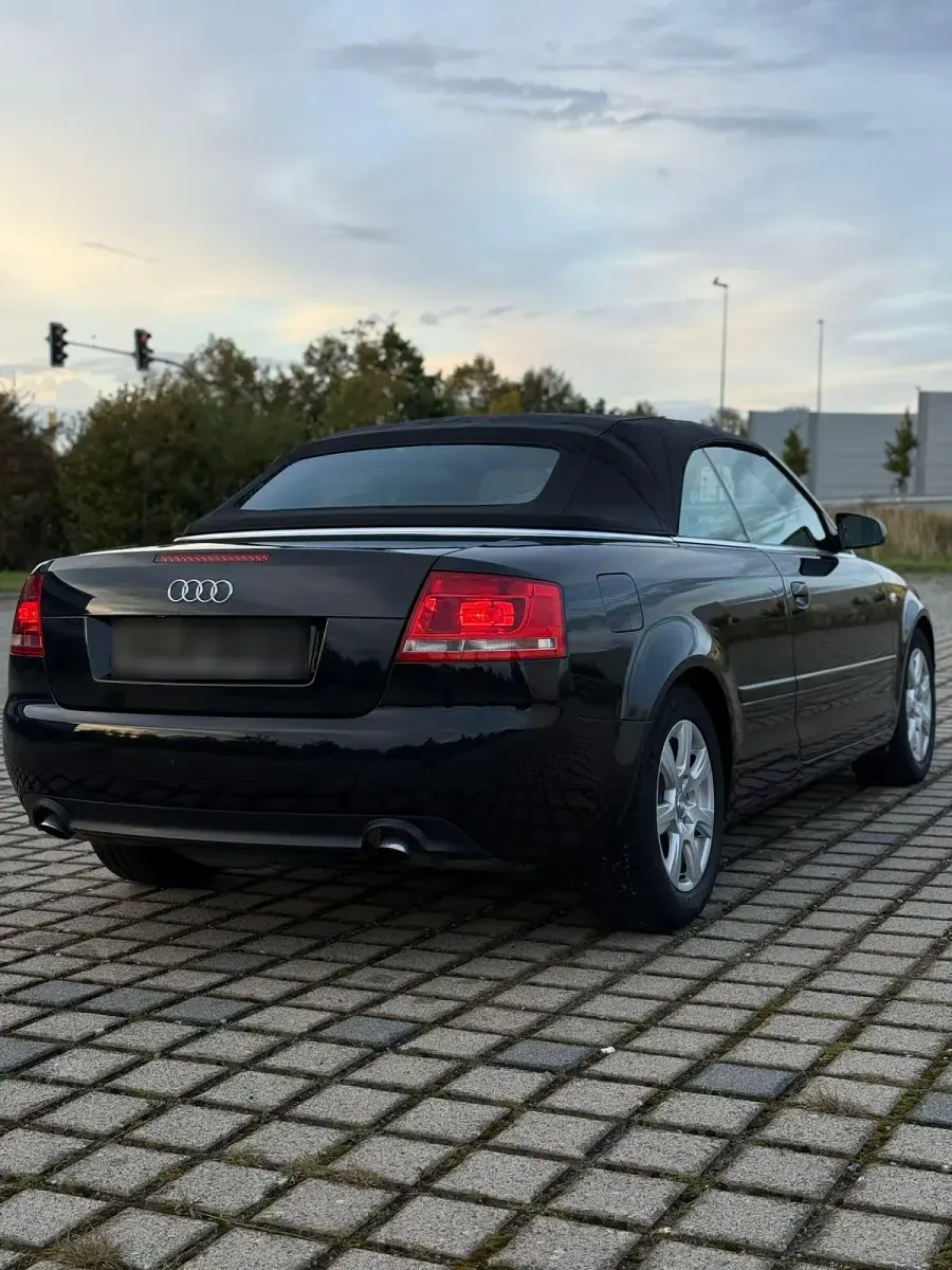 Gebraucht Audi A4 Cabriolet 140 PS (102 kW) 2008 Schwarz Cabrio