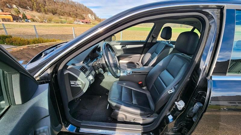 Gebraucht Mercedes 350 292 PS (214 kW) 2010 Schwarz Limousine