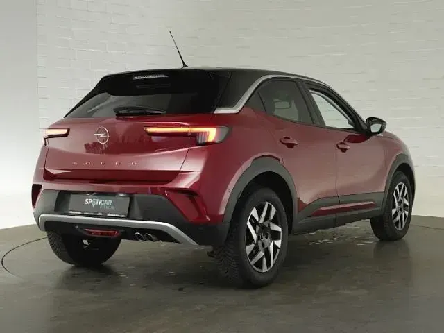 Używany Opel Mokka Elegance 131 KM (96 kW) 2023 Czerwony SUV