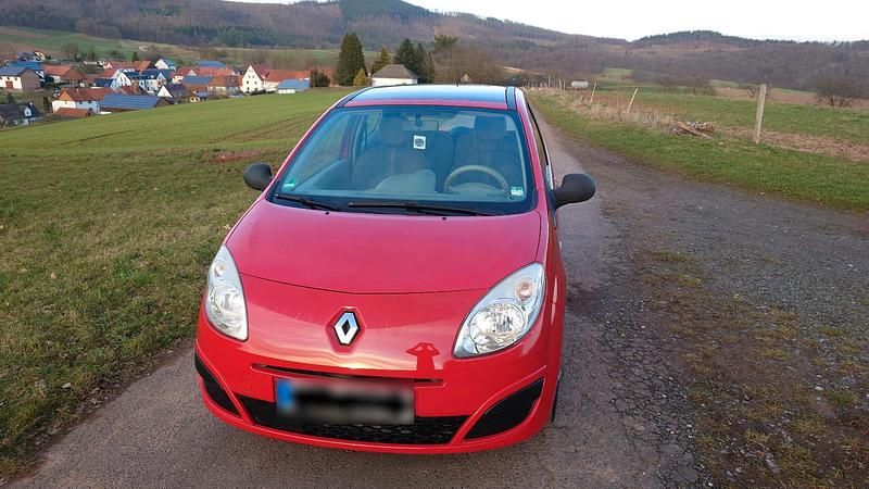 Gebraucht Renault Twingo 58 PS (42 kW) 2008 Rot Kleinwagen
