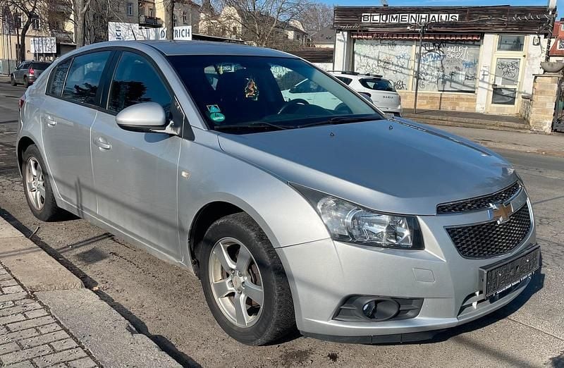 Gebraucht Chevrolet Cruze 141 PS (103 kW) 2012 Grau Limousine