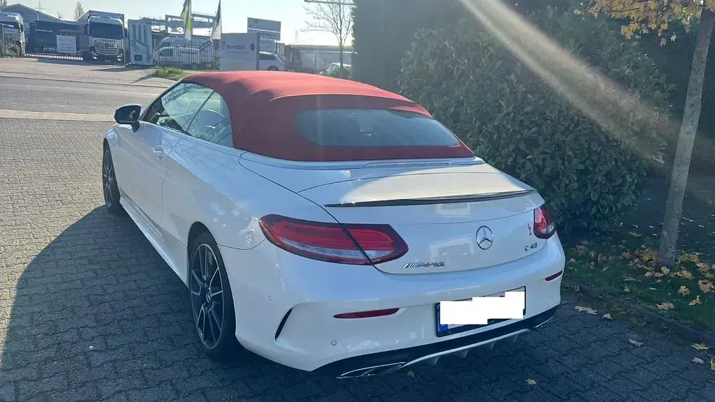Gebraucht Mercedes C43 AMG AMG 367 PS (269 kW) 2018 Weiß Cabrio