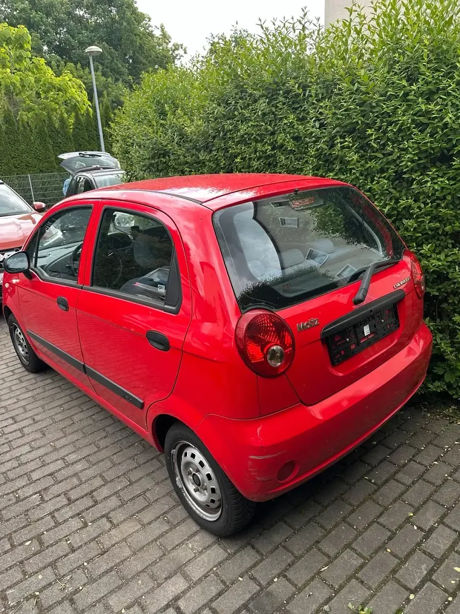 Gebraucht Chevrolet Matiz 52 PS (38 kW) 2010 Rot Kleinwagen