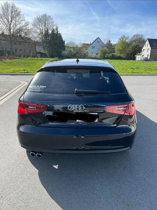 Gebraucht Audi A3 Ambiente 150 PS (110 kW) 2015 Schwarz Limousine