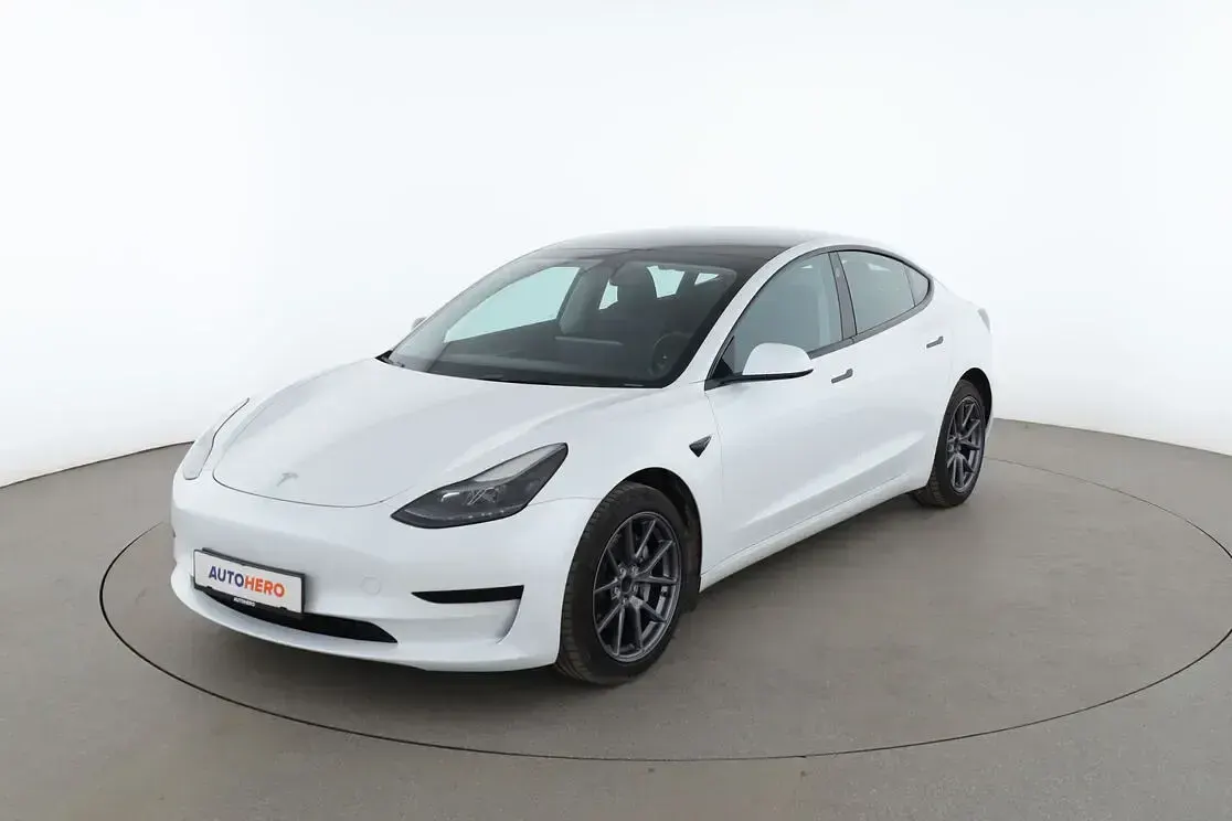 Gebraucht Tesla Model 3 Standard Range 235 kW (320 PS) 2022 Limousine