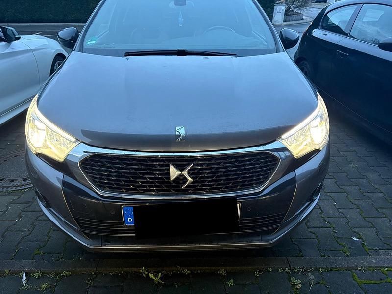 Gebraucht Citroën DS4 131 PS (96 kW) 2016 Grau Kleinwagen