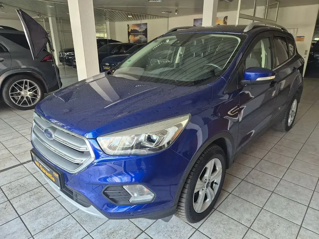 Gebraucht Ford Kuga Trend 150 PS (110 kW) 2018 Blau SUV