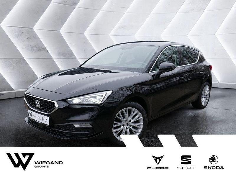 Midnightblack Gebraucht 2021 Seat Leon XCELLENCE Limousine | 21.948 € (Fairer Preis) - Bild 1/4