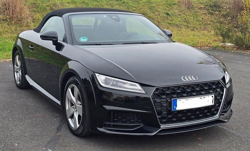 Gebraucht Audi TT Roadster Sport 197 PS (144 kW) 2021 Schwarz Cabrio