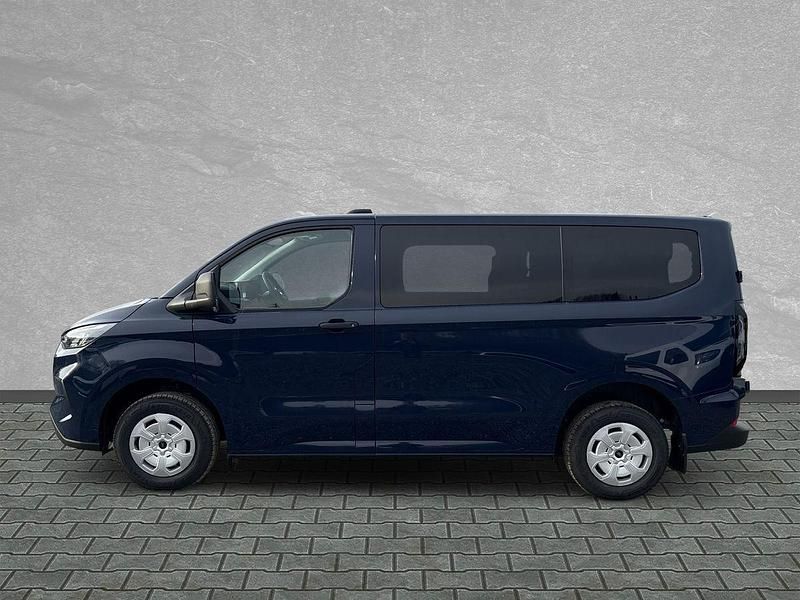 Neu Ford Transit Custom Trend 110 PS (80 kW) 2026 Blazer blue Kombi