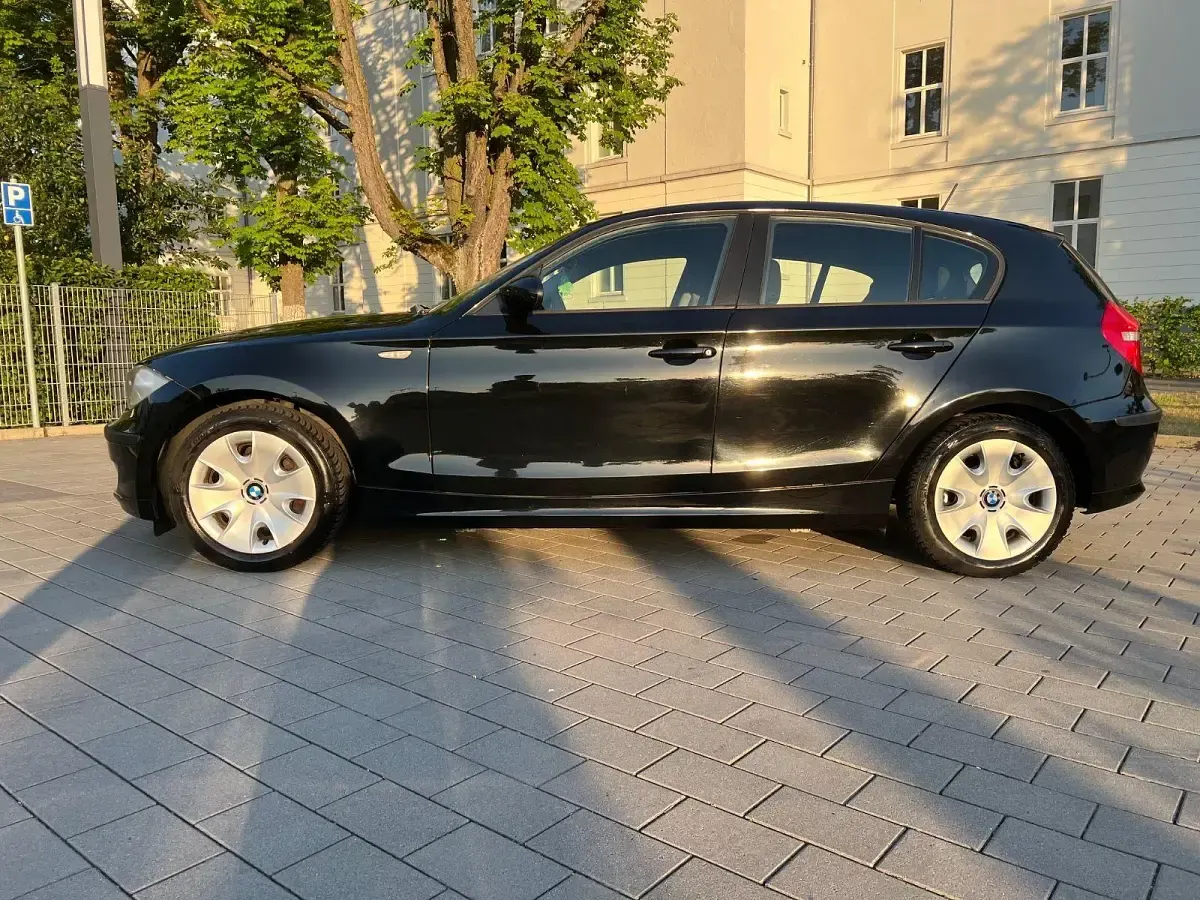 Gebraucht BMW 116 116 PS (85 kW) 2007 Schwarz Kleinwagen
