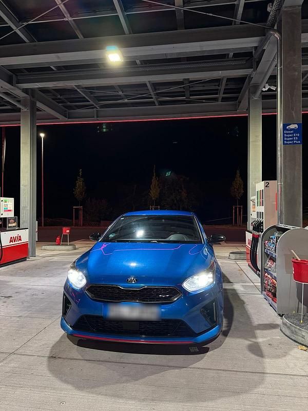 Gebraucht Kia ProCeed GT 204 PS (150 kW) 2020 Blau Kombi