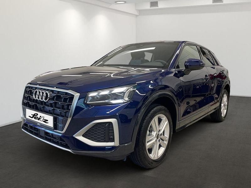 Neu Audi Q2 Advanced Plus 150 PS (110 kW) 2026 Blau SUV