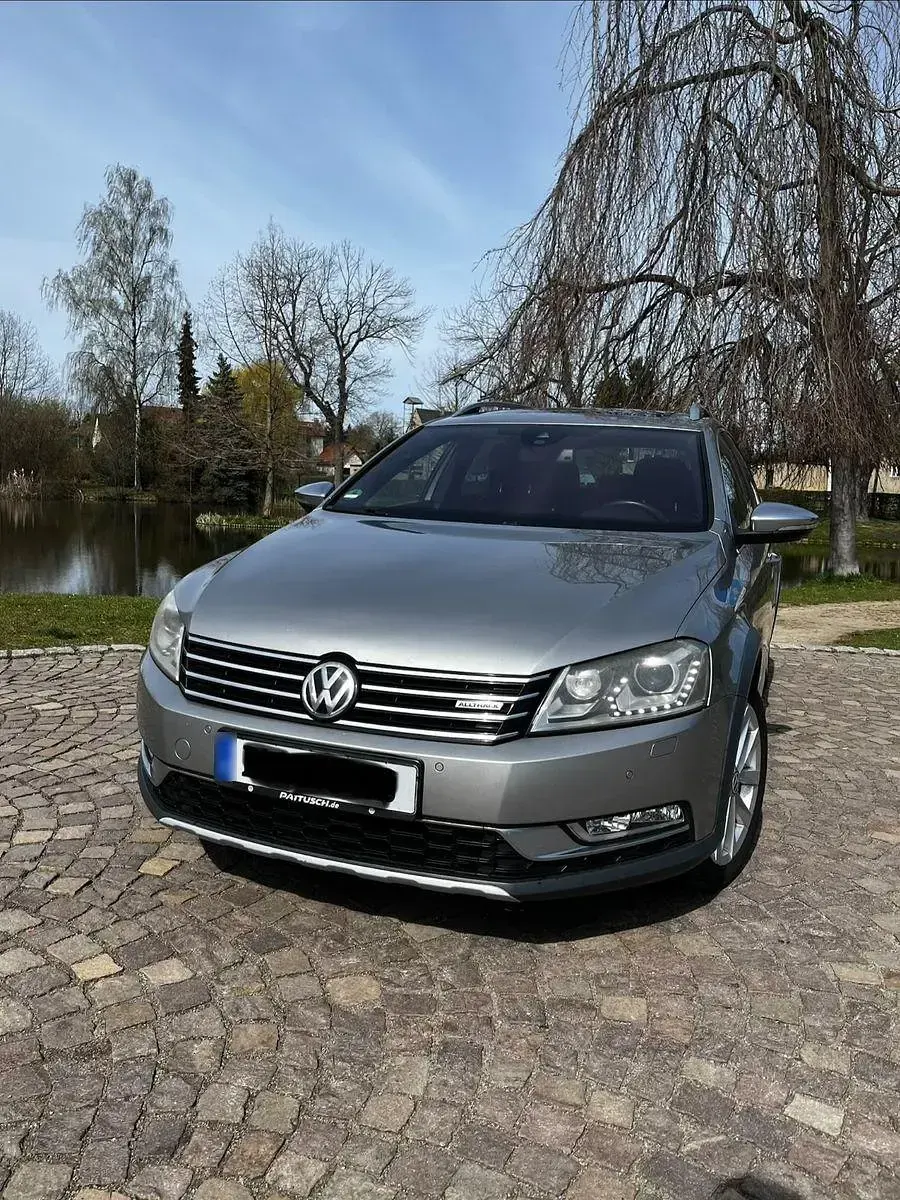 Gebraucht VW Passat Alltrack Basis 177 PS (130 kW) 2012 Silber Kombi