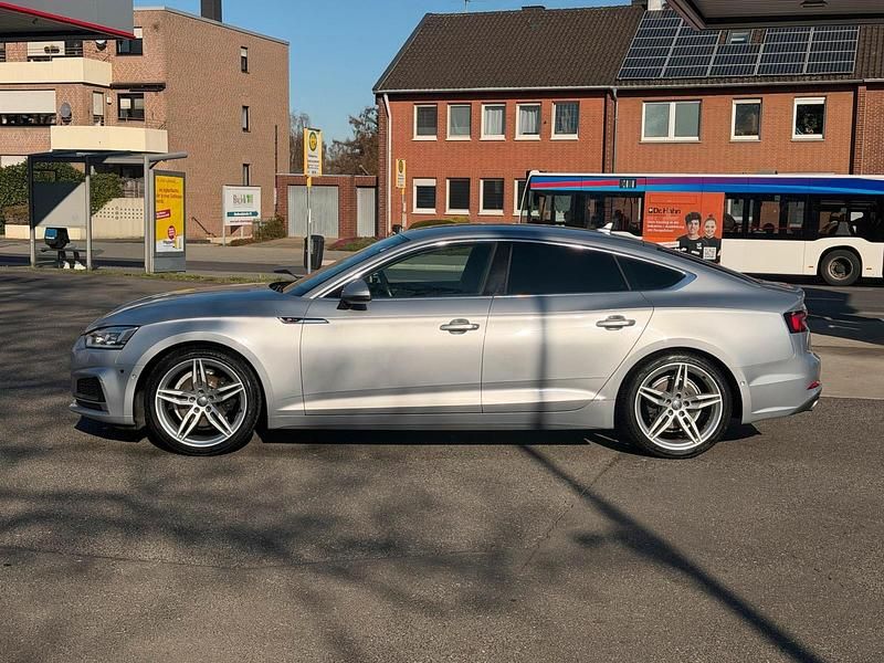 Gebraucht Audi A5 Comfort 190 PS (139 kW) 2018 Silber Coupé