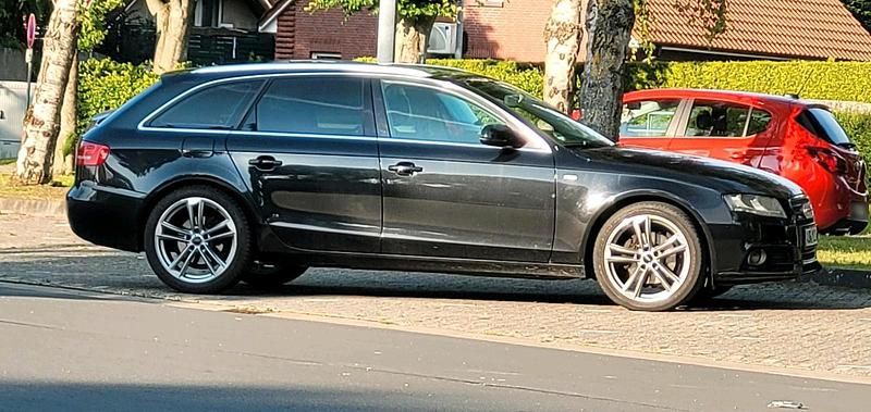 Gebraucht Audi A4 143 PS (105 kW) 2010 Schwarz Kombi