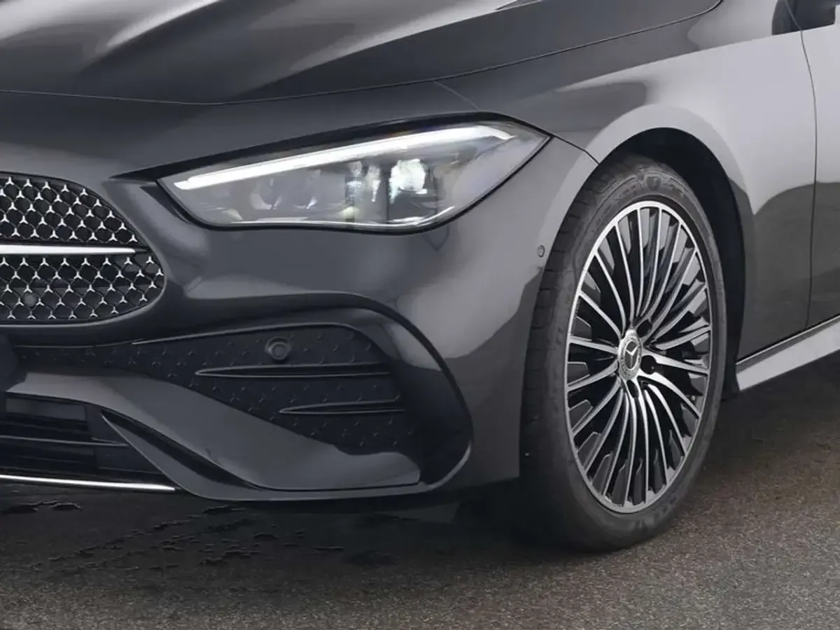 Gebraucht Mercedes CLE180 AMG 170 PS (125 kW) 2025 Grau Cabrio