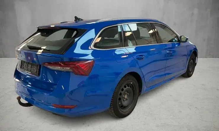 Second-hand Skoda Octavia Style 150 CP (110 kW) 2023 Albastru Break