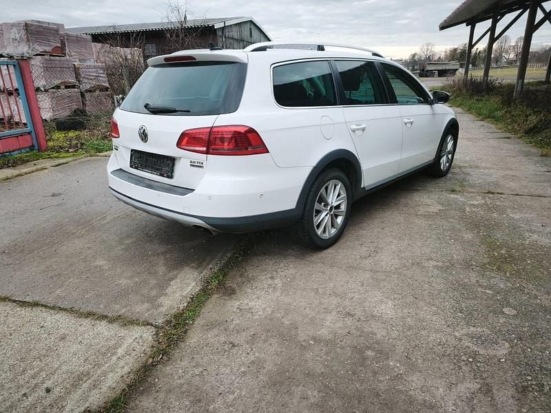Gebraucht VW Passat Alltrack 177 PS (130 kW) 2014 Weiß Kombi