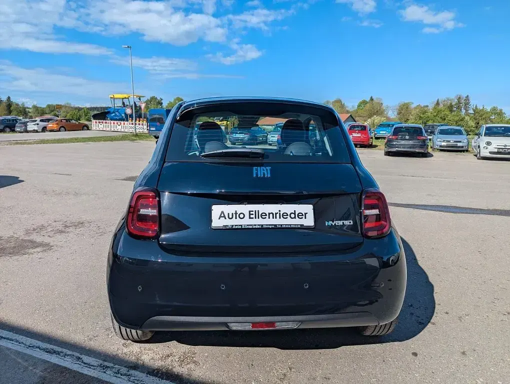 Neu Fiat 500 65 PS (47 kW) 2026 Schwarz Kleinwagen