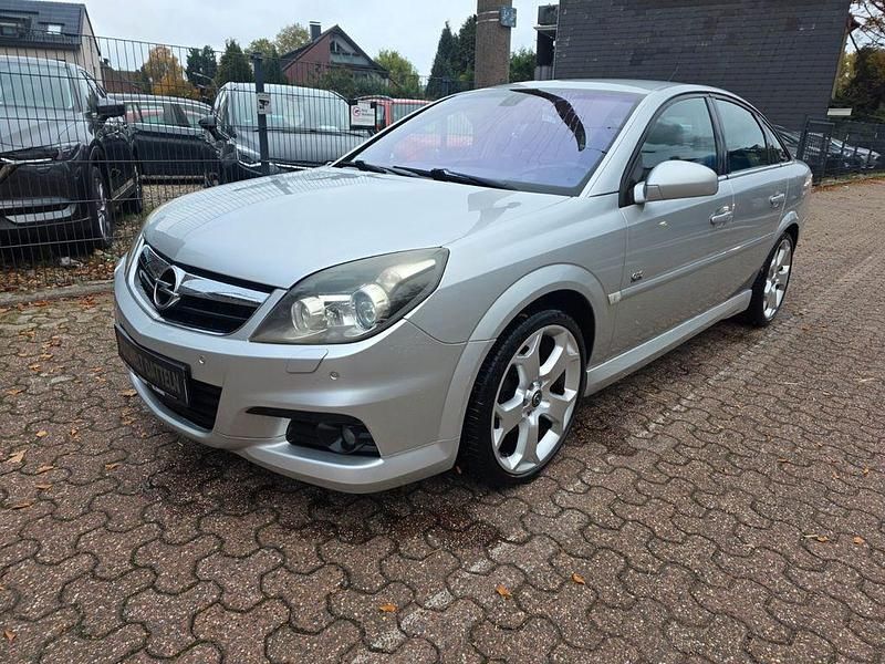 Silber Gebraucht 2007 Opel Vectra GTS OPC Limousine | 4.990 € - Bild 1/4