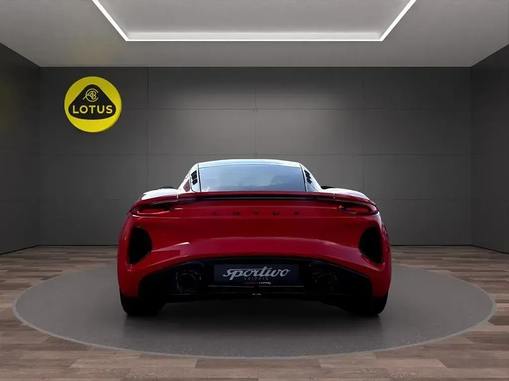 Gebraucht Lotus Emira 405 PS (297 kW) 2025 Vivid red Coupé