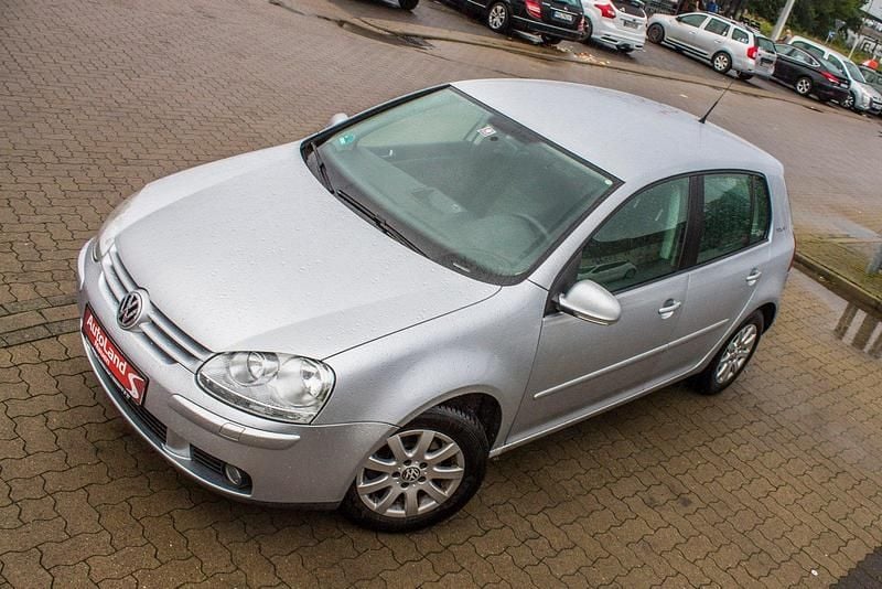Silber Gebraucht 2007 VW Golf V Limousine | 4.999 € (Etwas zu teuer) - Bild 1/4
