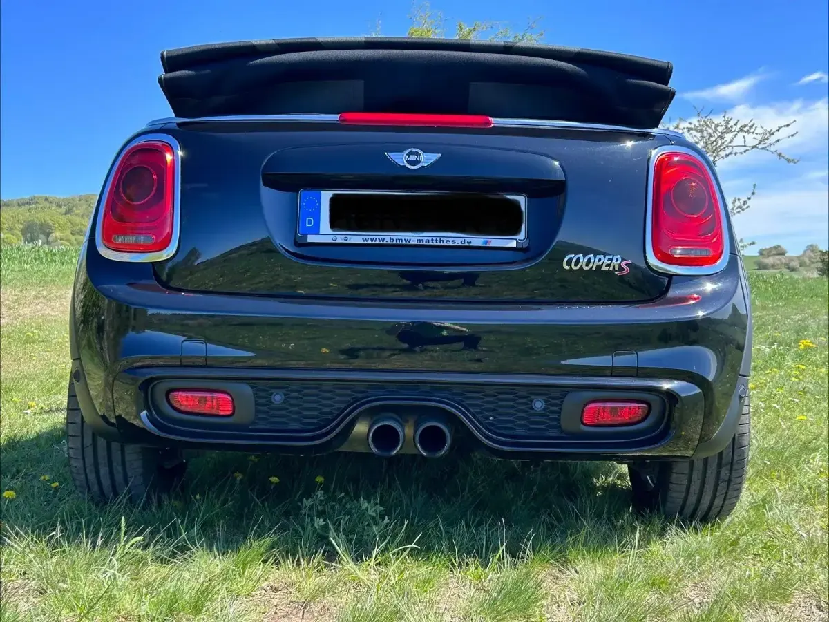 Używany Mini Cooper S 192 KM (141 kW) 2017 Czarny Hatchback